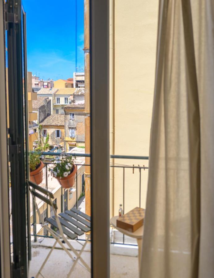 Meraki Down Town Apartment コルフ島 エクステリア 写真